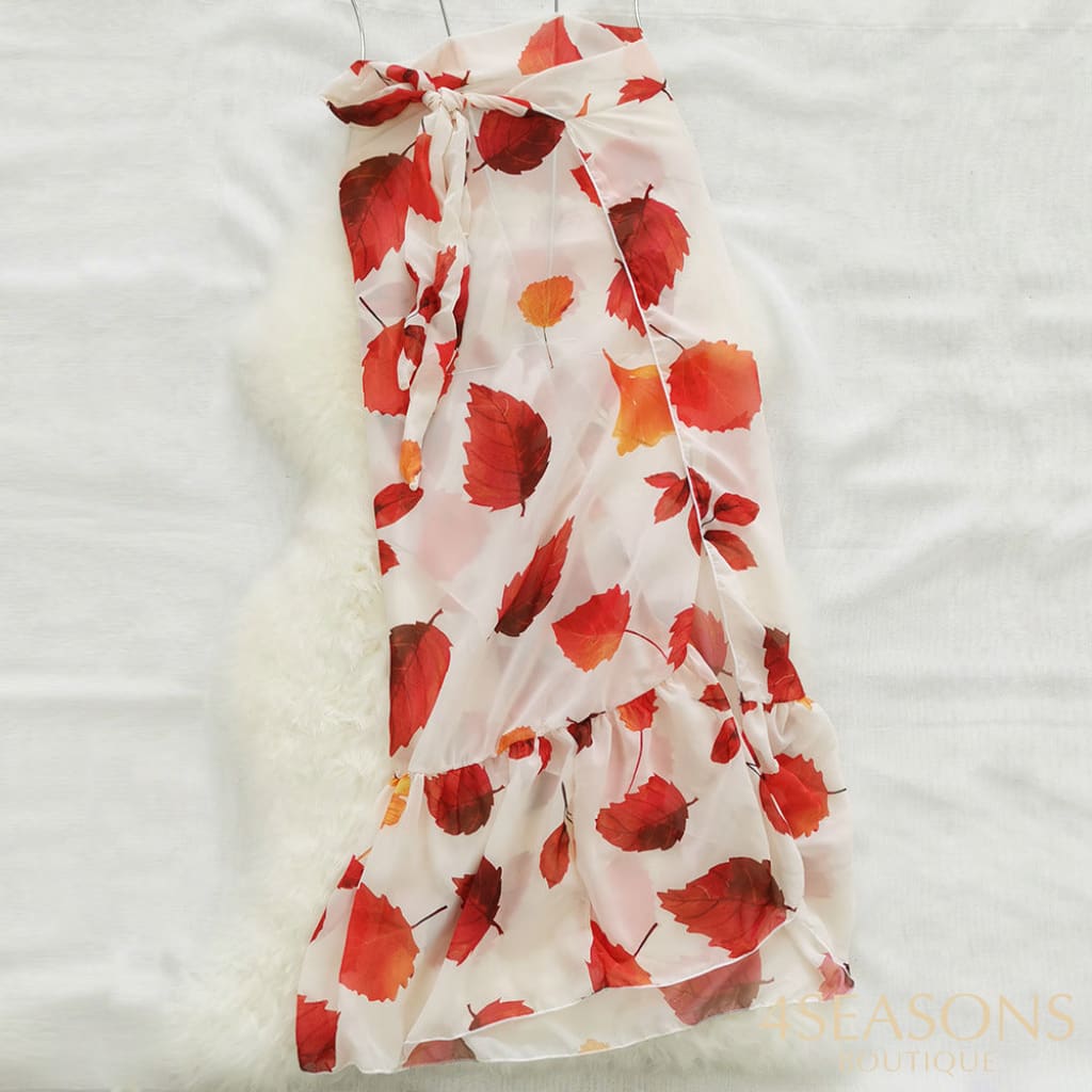 Bíquini + Saia De Praia Dominique Grátis