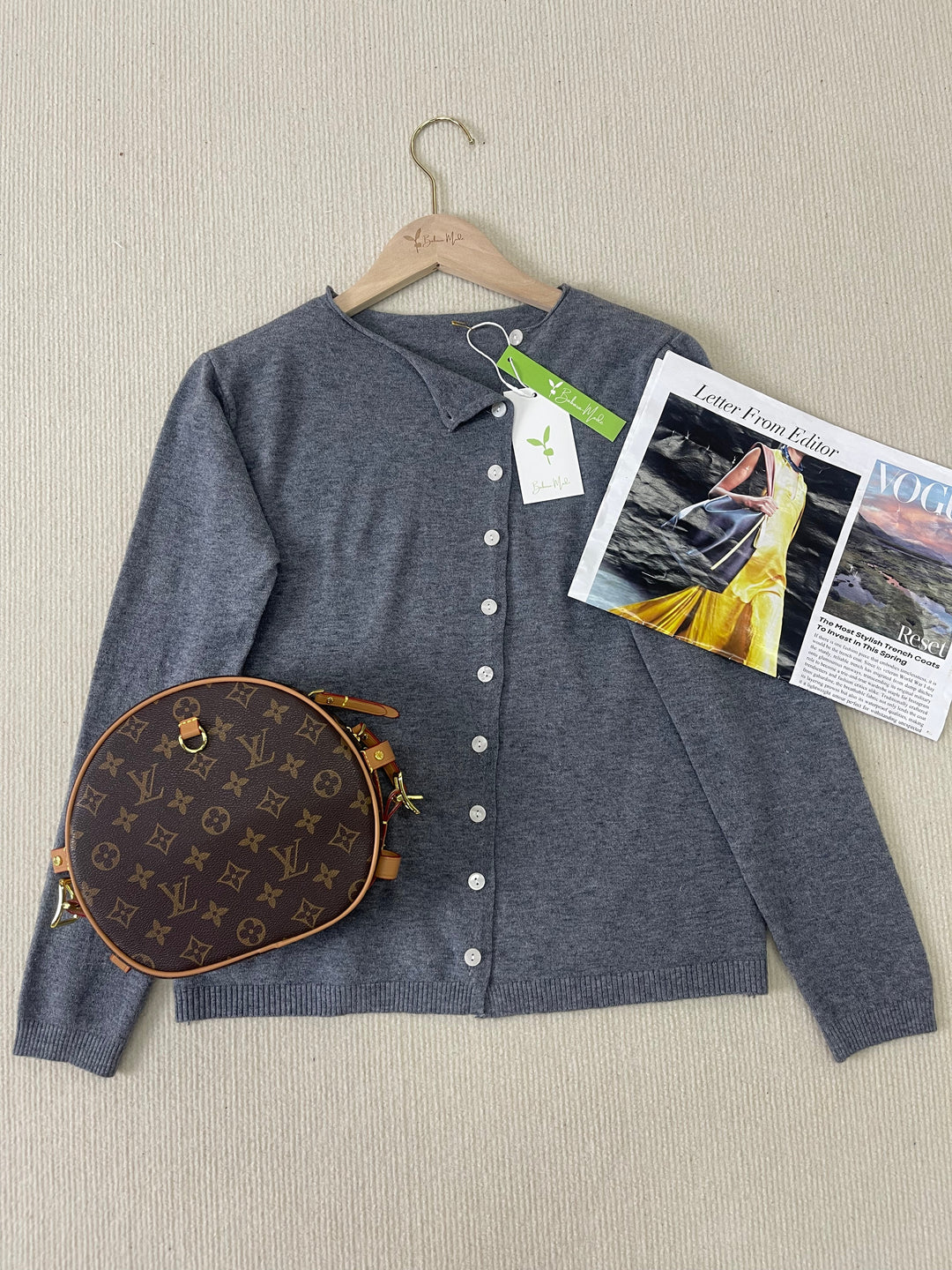 Aurora - Simple Plain Sweater with Long Sleeves