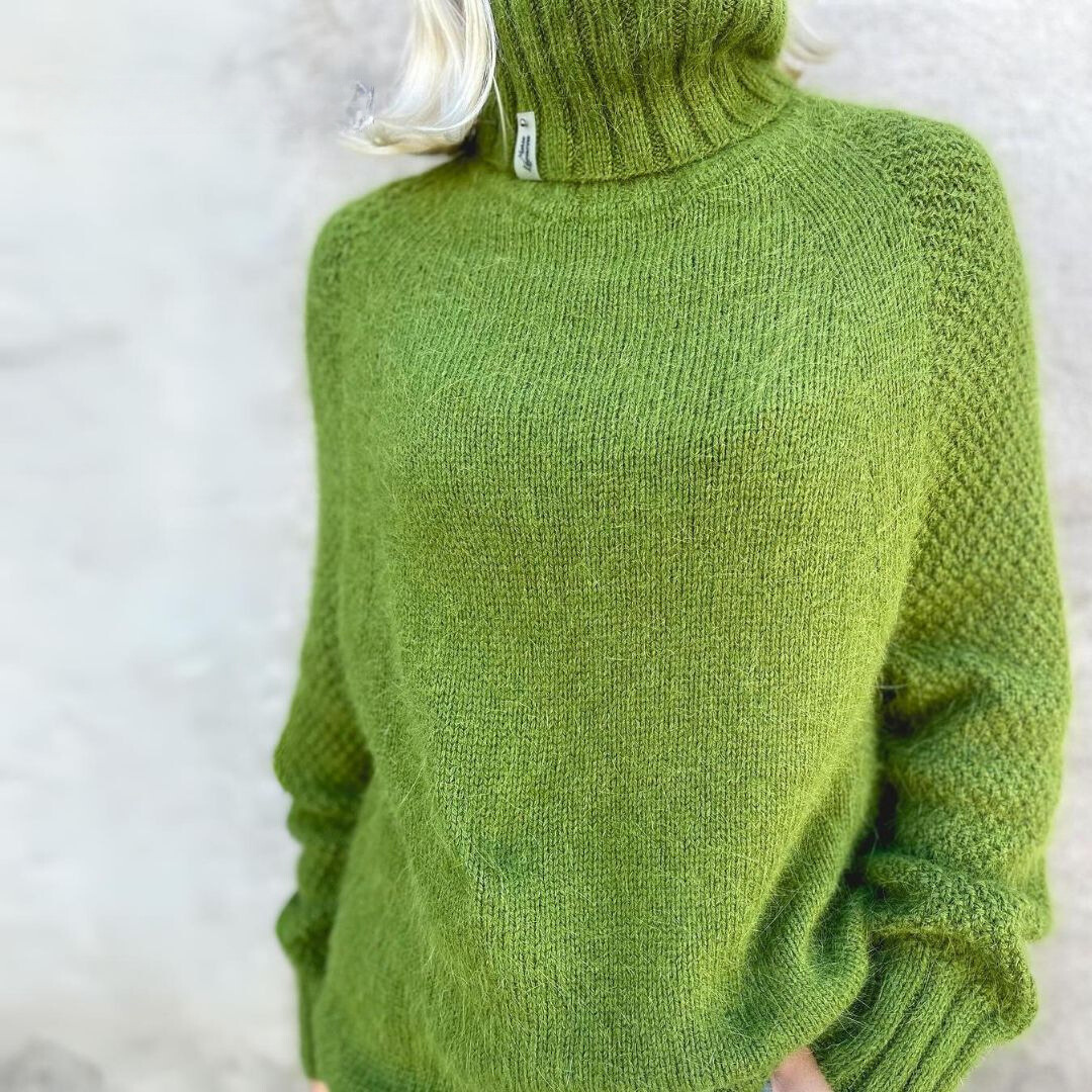 Eleganza™ | Elegant Roll Neck Jumper Angela Apple Green
