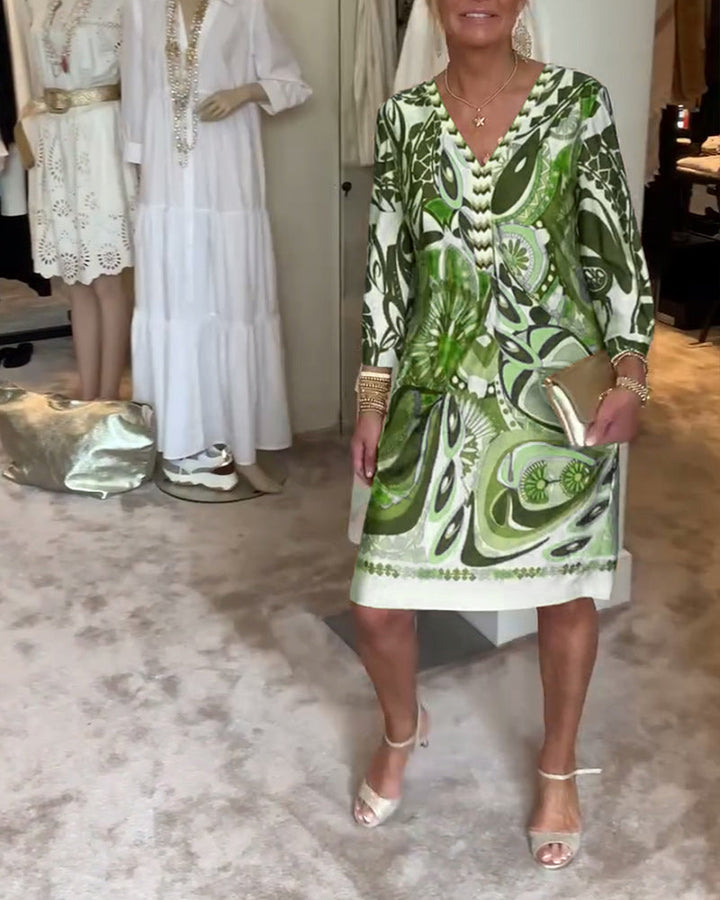 Fia | Levendige jurk met opvallend patroon en een helder design