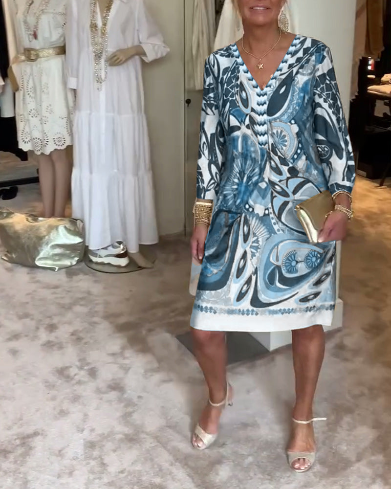 Fia | Levendige jurk met opvallend patroon en een helder design