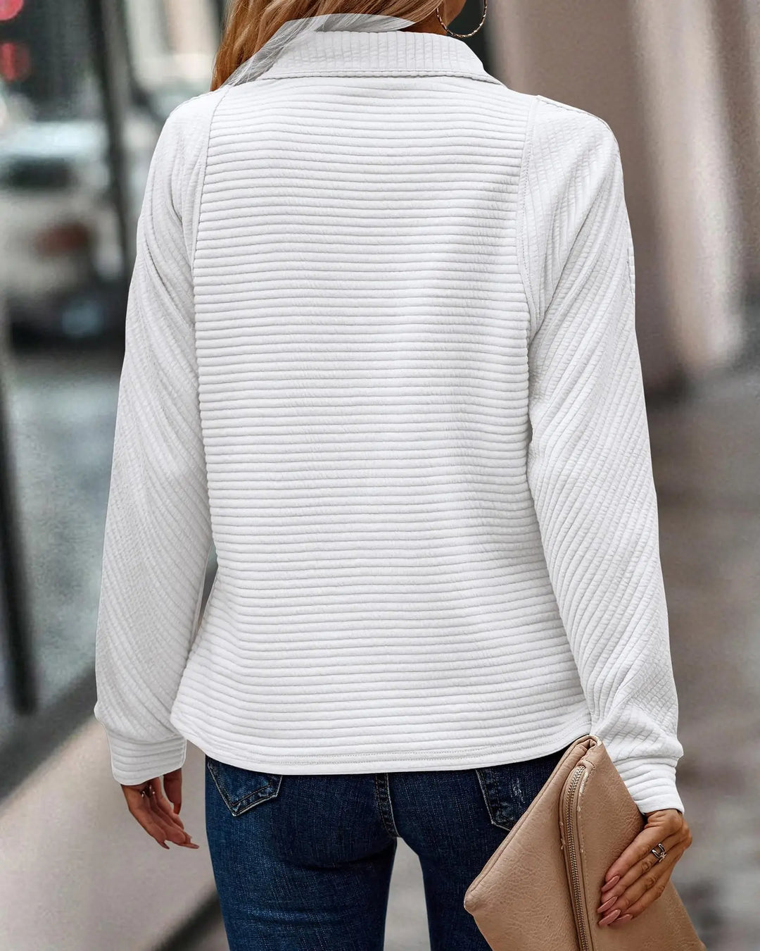 Viola - Elegant Jumper with V-Neck
