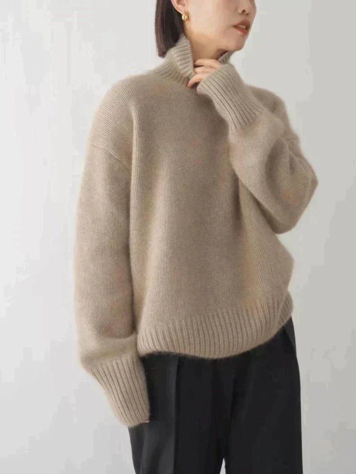 Isabella™ - Elegant Roll Neck Jumper