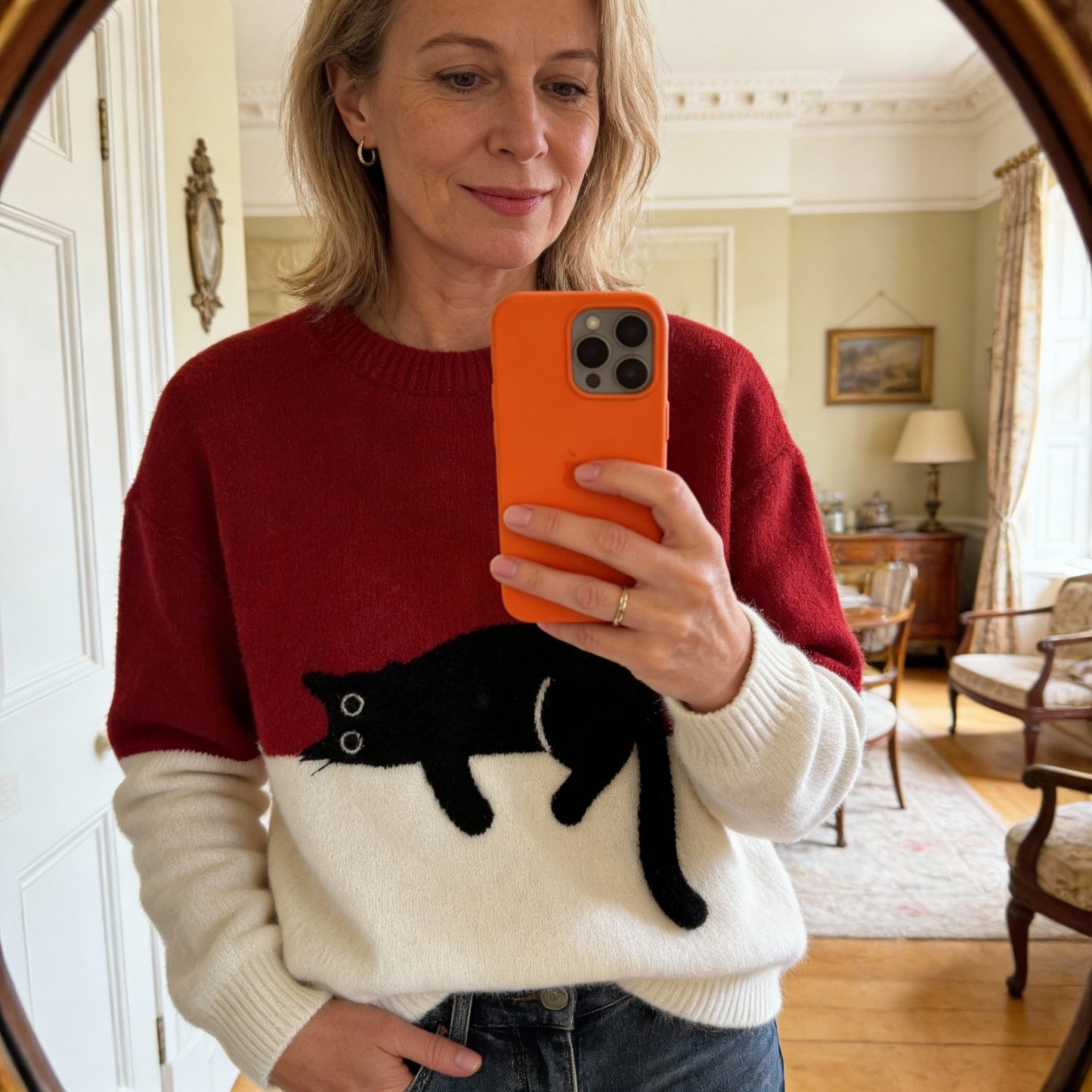 Luna | Women's Knit Sweater With Cat Graphic
