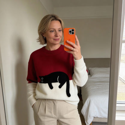 Luna | Women's Knit Sweater With Cat Graphic