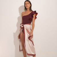 Maiô + Pareô Grátis