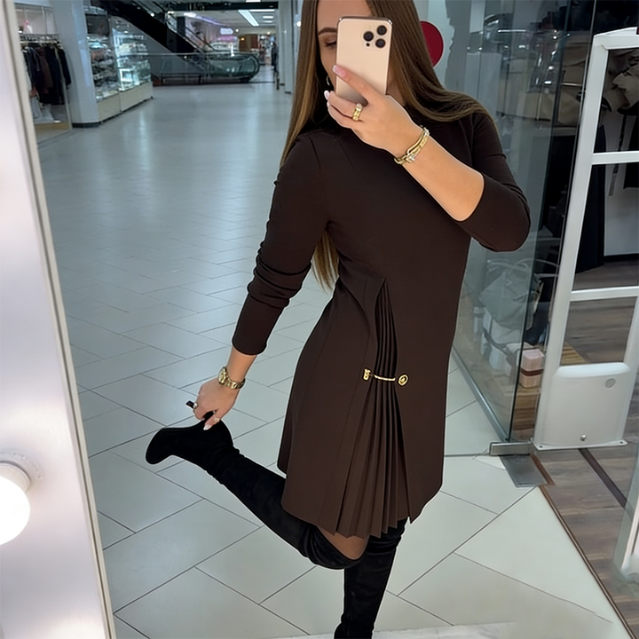 Fianna | Stylish A-Line Dress with Pleated Details and Gold Chain Accent